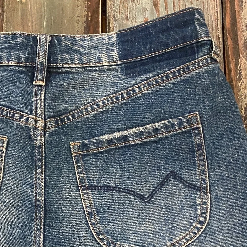 Cleo & Wolf 28 (US 6) Denim Shorts High Rise Button Fly Stretch Cuffed Cowgirl